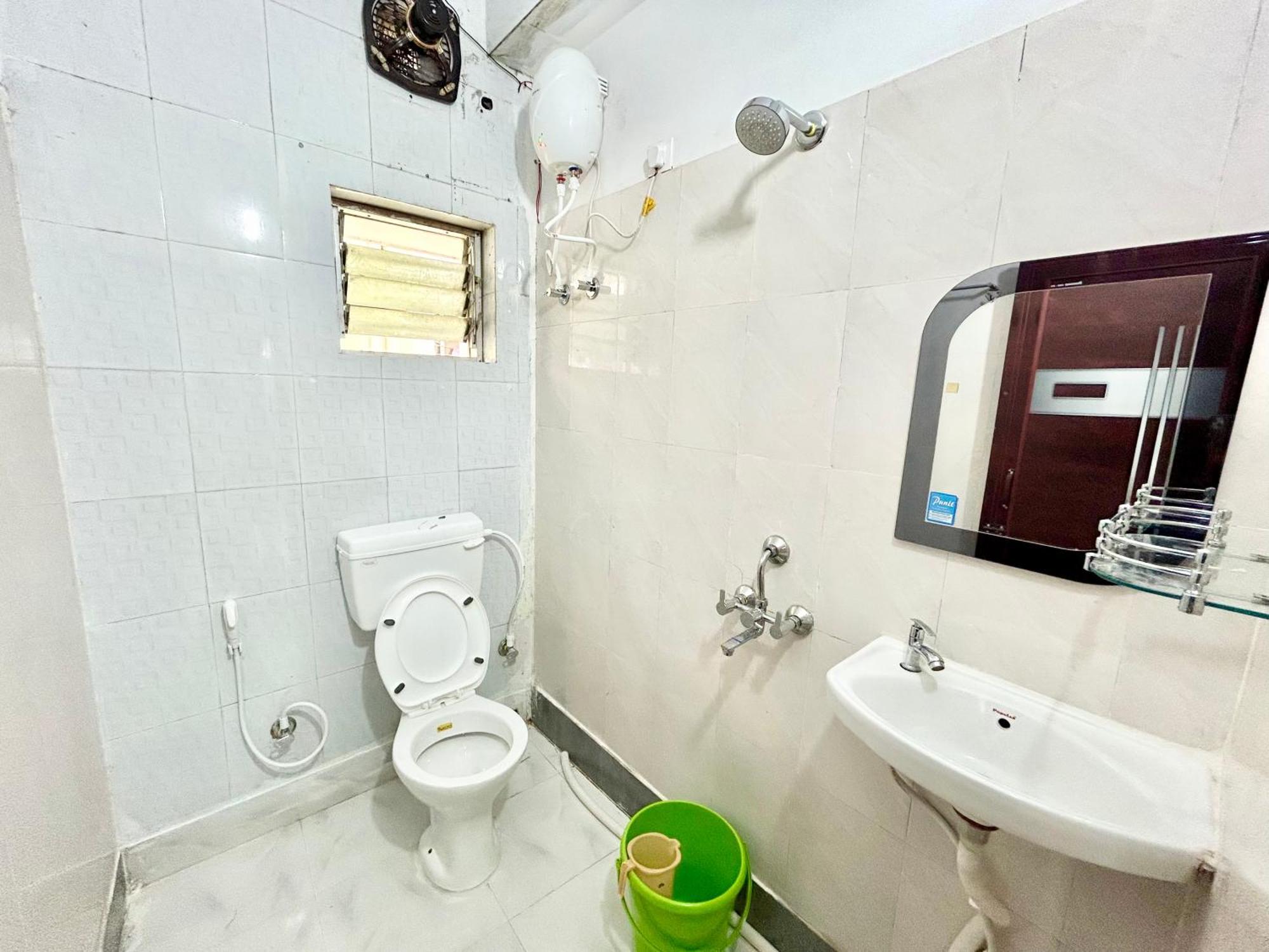 Apartment Modern 3bhk For Big Groups & Family On Em Bypass *